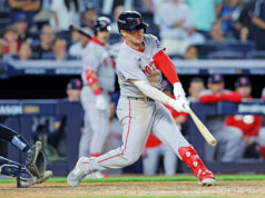 Veterinár dvojčiat vidí prekážky v scenári opätovného podpisu Alexa Bregmana od Red Sox logo pochodového šialenstva