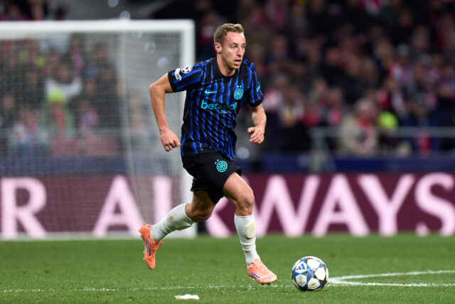 Viceprezident Galatasaray pristál v Taliansku, aby viedol rozhovory so stredopoliarmi Juventusu, Interu a Milána
