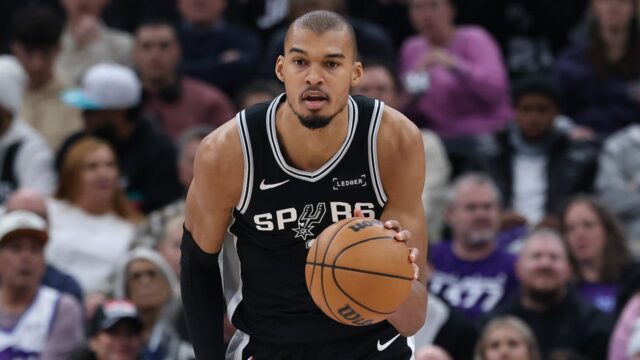 Victor Wembanyama hovorí po streľbe v Minnesote
