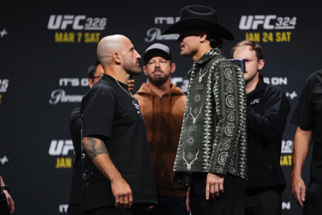 Video „UFC 325 Countdown“.
