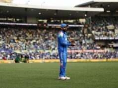 Virat Kohli oslavuje zaujímavým spôsobom po páde Glenna Phillipsa v IND vs NZ 2026 1. ODI (na obrázku) Virat Kohli oslavuje zaujímavým spôsobom po páde Glenna Phillipsa v IND vs NZ 2026 1. ODI (na obrázku)