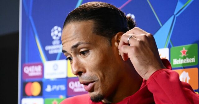 Virgil van Dijk a Steven Gerrard súhlasia s tým, že vedenie Man Utd poslalo správu | Futbal | Šport
