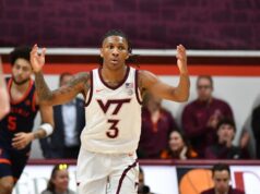 Virginia Tech, Wake Forest zaoberajúca sa problémami pred naklonením konferencie Basketbal NCAA: Virginia at Virginia Tech