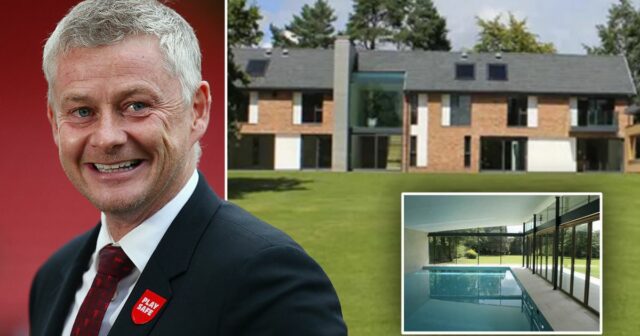 Ole Gunnar Solskjaer je videný počas zápasu medzi FC Shakhtar Doneck a Besiktas