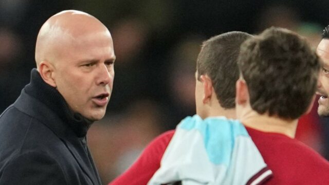 Výpredaj slotu prichádza, ak Liverpool „debrief“ odhalí problém Mourinho sa pokúsil predať ako pozitívny Man Utd
