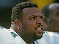 Vyšetrovanie vraždy sa začalo po tom, ako bývalého hráča Eagles (55) našli mŕtveho neďaleko tábora pre bezdomovcov v Los Angeles Po tom, čo bývalého hráča NFL Kevina Johnsona našli mŕtveho, prebieha vyšetrovanie vraždy