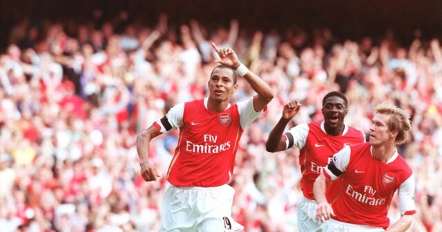 Vždy budem ľutovať, že som odišiel z Arsenalu – potom Alex Hleb a Arsene Wenger spolu v roku 2011