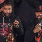 WWE úplne vymazáva top megahviezdu z histórie