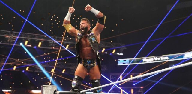 WWE vyzvala priviesť späť bývalého majstra sveta po prekvapivom návrate Matta Cardonu
