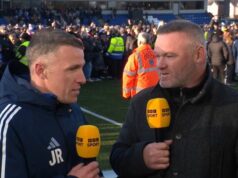 Wayne Rooney bojuje so slzami, keď Macclesfield brata Johna omráčil Crystal Palace v FA Cupe rozrušený Wayne Rooney bojuje so slzami, keď Macclesfield brata Johna omráčil Crystal Palace v FA Cupe rozrušený