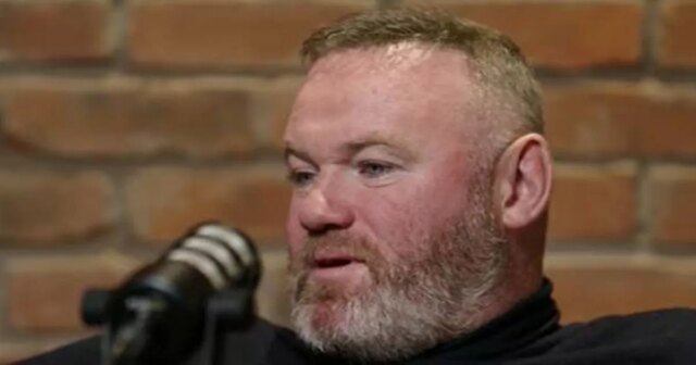 Wayne Rooney dvíha poklop pri manažérskom návrate – ale musia Wayne Rooney v The Wayne Rooney Show