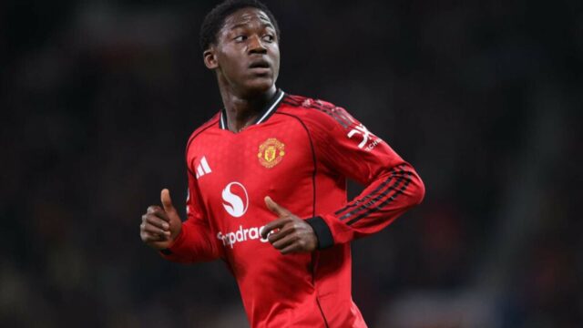 Wayne Rooney zdieľa svoj úprimný pohľad na formu Kobbie Mainoo, keď dostal šance pre Man Utd
