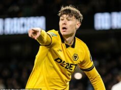 Wolves stanovili za Jorgena Strand Larsena požadovanú cenu 40 miliónov libier, Tottenham ponúkol 13 miliónov libier za ľavého krajného obrancu… a stredopoliara Man United na radare Ajaxu: TRANSFER WINDOW WATCH Wolves sú pripravení predať cieľ z Nottingham Forest Jorgen Strand Larsen za približne 40 miliónov libier