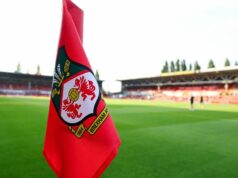 Wrexham vs Norwich prerušili kvôli lekárskej pohotovosti, pretože hráči museli odísť z ihriska | Futbal | Šport Wrexham vs Norwich prerušili kvôli lekárskej pohotovosti, pretože hráči museli odísť z ihriska | Futbal | Šport