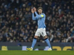 Zástupcovia Johna Stonesa zvažujú možnosti odchodu z Manchestru City vrátane bundesligových gigantov Download app from appStore