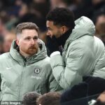 Calum McFarlane bude po dočasnom pôsobení pokračovať v práci s prvým tímom Chelsea