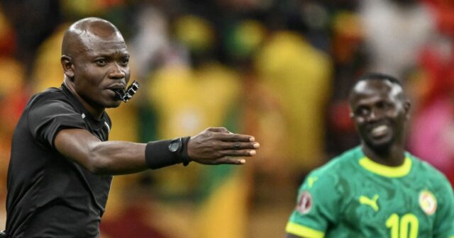 Záverečný chaos AFCON, keď šéf Senegalu ťahá hráčov z ihriska | Futbal | Šport
