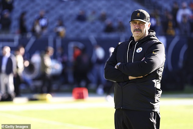 Žiadaný tréner Arthur Smith sa obracia chrbtom k NFL, aby Arthur Smith údajne odmieta ponuky NFL, aby sa stal ofenzívnym koordinátorom štátu Ohio