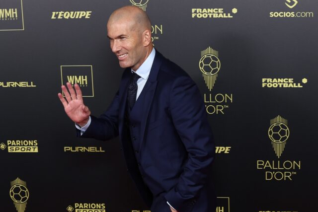 Zidane radí, ako spravovať šatňu Realu Madrid
