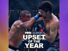 Zmätok roka 2025 Junkieho z MMA: Raoni Barcelos vzdoruje šanciam Download app from appStore