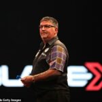 Dvojnásobný majster sveta Gary Anderson označil vzostup influencerov v šípkach za „b*****s“