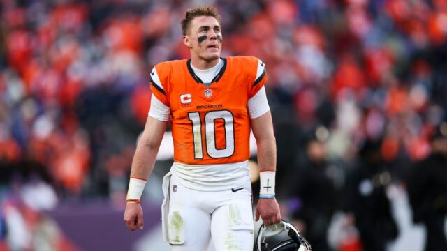 Zranil sa rozohrávač Broncos Bo Nix, vylúčený zo zápasu o titul AFC
