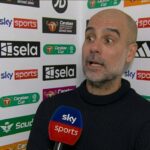 Zúrivý Pep Guardiola spúšťa ohromujúci VAR – a ťahá nahor finálovú líniu FA Cupu Deana Hendersona A dva predchádzajúce telefonáty v Newcastli – po šesťminútovom meškaní pokazili semifinálové víťazstvo Man City Carabao Cup