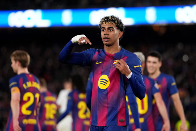 „Ako tréner si viac vážim iné veci“ – Hansi Flick o výkone Lamine Yamal
