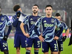 „Bezprecedentné poníženie“ Ajaxu: Holandskí giganti prehrali rekordnou pohárovou prehrou 6-NIL – s bývalým prepadákom Premier League ako kapitán – a čelia vypadnutiu z Európy a sezóne bez trofejí Ajax utrpel „bezprecedentné poníženie“, keď prehral 6:0 s AZ v KNVB Cupe v posledných 16.