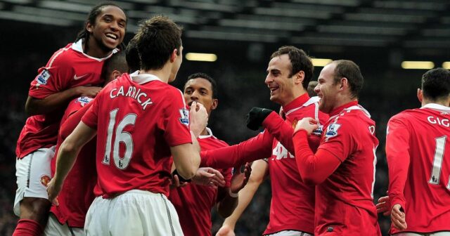 Dimitar Berbatov oslavuje gól za Manchester United