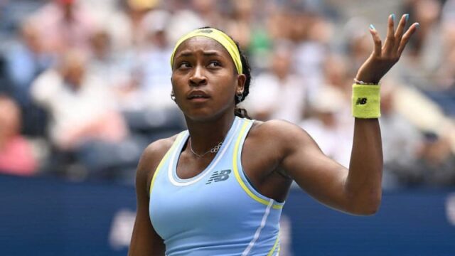 „Buďte úctiví“: Coco Gauff zastavuje komentár davu, keď podporuje americkú TENNIS AUSTRALIAN OPEN, Coco Gauffová z USA oslavuje zápas 2. kola žien proti Olge Danilovic zo Sebia 4. dňa tenisového turnaja Australian Open 2026 v Melbourne Parku v Melbourne, v stredu 21. januára 2026. MELBOURNE VICTORIA AUSTRÁLIA NIE JE ARCHIVOVANÁ PUBLICATIONxNOTxINxAUSxNZLxPNGxFIJxVANxSOLxTGA Copyright: xJOELxCARRETTx 20260121123514501748