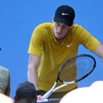 „Konšpiračná teória“ Jannika Sinnera o vláde tepla pod svetlom reflektorov