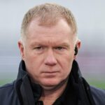 „Lepšia voľba“ – Scholes vymenoval hlavného trénera, ktorého mala Chelsea vymenovať za Rosenior