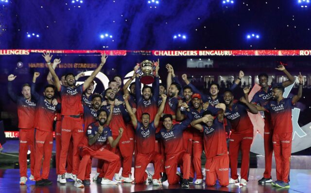 „Sú tam fotky, kto vstúpi do šatne“
