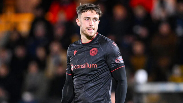 „Viac klubov ako Tiger Woods“ – Youngova kľukatá kariérna cesta
