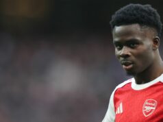 13 hráčov bude chýbať Arsenal vs Chelsea, pretože Bukayo Saka sa snaží zotaviť zo zranenia Bukayo Saka odkulhal počas derby Arsenalu v severnom Londýne nad Tottenhamom.