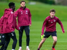 16-ročný Keir McMeekin z Hearts by mohol v lete zamieriť do Man City… a Anglicko teraz chce, aby zmenil vernosť zo Škótska 16-ročný Keir McMeekin z Hearts by mohol v lete zamieriť do Man City... a Anglicko teraz chce, aby zmenil vernosť zo Škótska