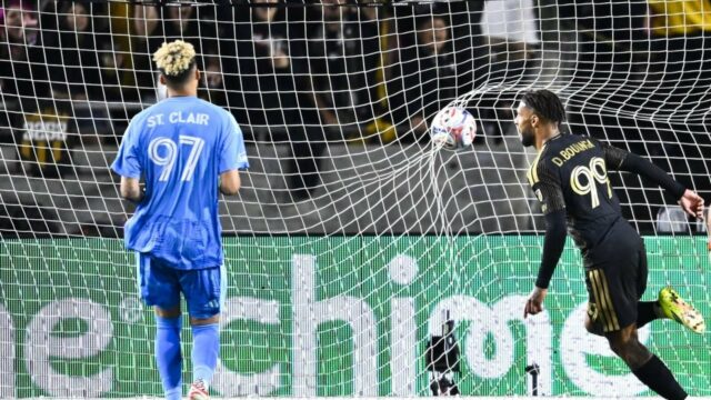 Ostro vyzerajúci Los Angeles FC nastupuje proti vynovenému Dynamu
