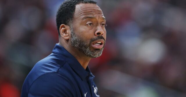 25 najlepších stredoškolských basketbalových rebríčkov The Times
