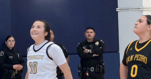 Abbigail Gomez posilňuje dievčenský basketbal Granada Hills Kennedy Abbigail Gomez posilňuje dievčenský basketbal Granada Hills Kennedy