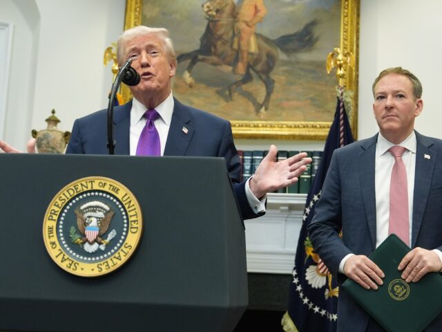 Advokačné skupiny žalujú Trumpovu administratívu za zrušenie nálezu o ohrození | Správy Donalda Trumpa
