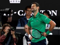 Akcie Johna McEnroea preberajú prejav Novaka Djokoviča po prehre na Australian Open Foto Martin KEEP / AFP cez Getty Images