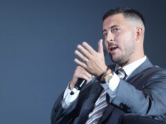Ako odhalili „tajné“ letné rozhovory, Eden Hazard menuje sen o budúcom manažérovi Chelsea Eden Hazard hovorí na pódiu počas Siene slávy Premier League 2025 v hoteli The Chancery Rosewood 4. novembra 2025 v Londýne, Anglicko