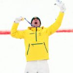 Cooper Woods (na obrázku) šokoval svet a získal zlatú medailu v mužských magnátoch