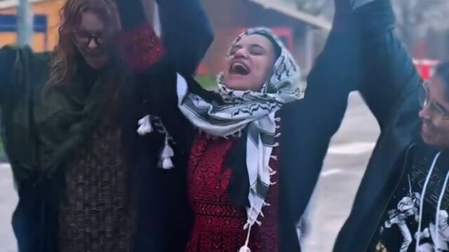 Aktivisti Palestine Action sa po prepustení na kauciu stretli s rodinou | Genocída
