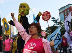 Aktivistická skupina Extinction Rebellion tvrdí, že je vyšetrovaná FBI | Správy o klimatickej kríze Aktivistická skupina Extinction Rebellion tvrdí, že je vyšetrovaná FBI | Správy o klimatickej kríze