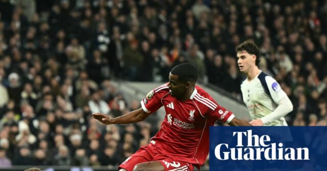 Alexander Isak by sa mal po zranení vrátiť do Liverpoolu v apríli, hovorí Slot | Liverpool
