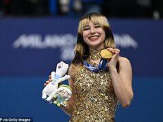 Alysa Liu konečne ukončila 24-ročné čakanie Ameriky na zlatú medailu v krasokorčuľovaní na zimných olympijských hrách, keď vyhrala nervy drásajúce finále Americká krasokorčuliarka Alysa Liu získala zlatú medailu v ženskej dvojhre