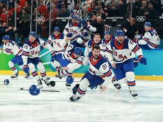 Americké mužské hokejové hviezdy sú hrdé na to, že reprezentujú Ameriku pri olympijskom víťazstve Americké mužské hokejové hviezdy sú hrdé na to, že reprezentujú Ameriku pri olympijskom víťazstve