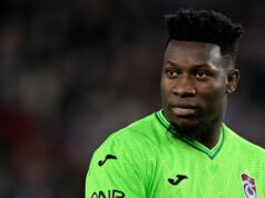 Andre Onana sa „chce vrátiť do Man Utd“ po príchode Michaela Carricka Andre Onana z Trabzonsporu